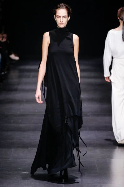 Look 38